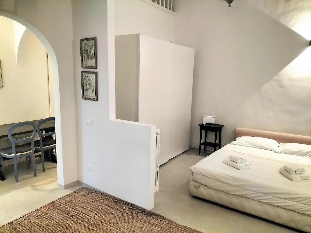 Sartoria Apartment In Piazza Santa Croce Florence