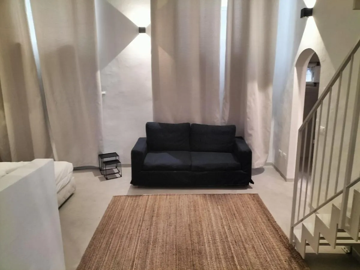 Sartoria Apartment In Piazza Santa Croce Florence Italy