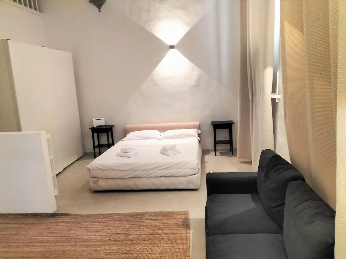 Sartoria Apartment In Piazza Santa Croce Florence
